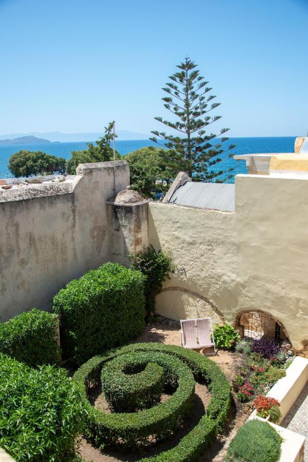 San Salvatore Monastery Chrissi Akti Chania Exterior foto
