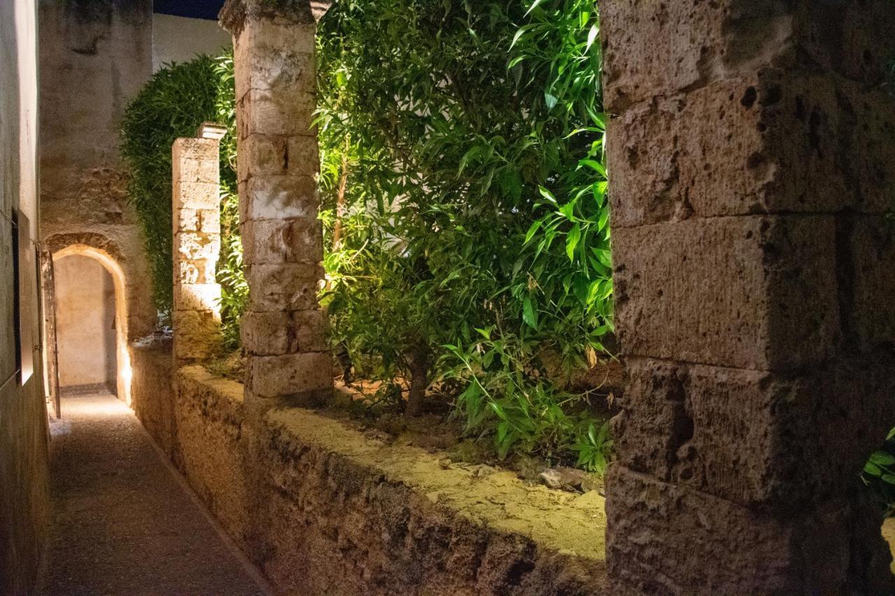 San Salvatore Monastery Chrissi Akti Chania Exterior foto