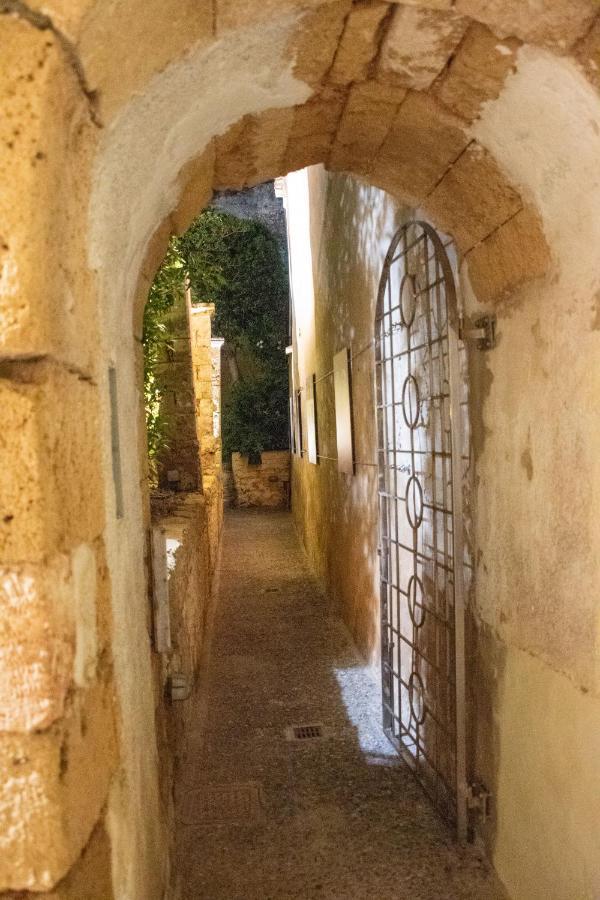 San Salvatore Monastery Chrissi Akti Chania Exterior foto